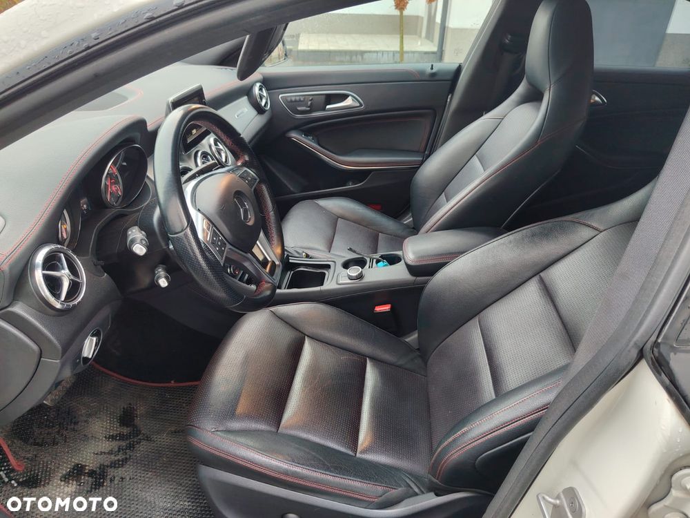 Mercedes-Benz CLA 220 d 7G-DCT AMG Line - 20