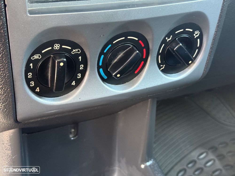 Peugeot PARTNER 1.6HDI 170c A/C - 11