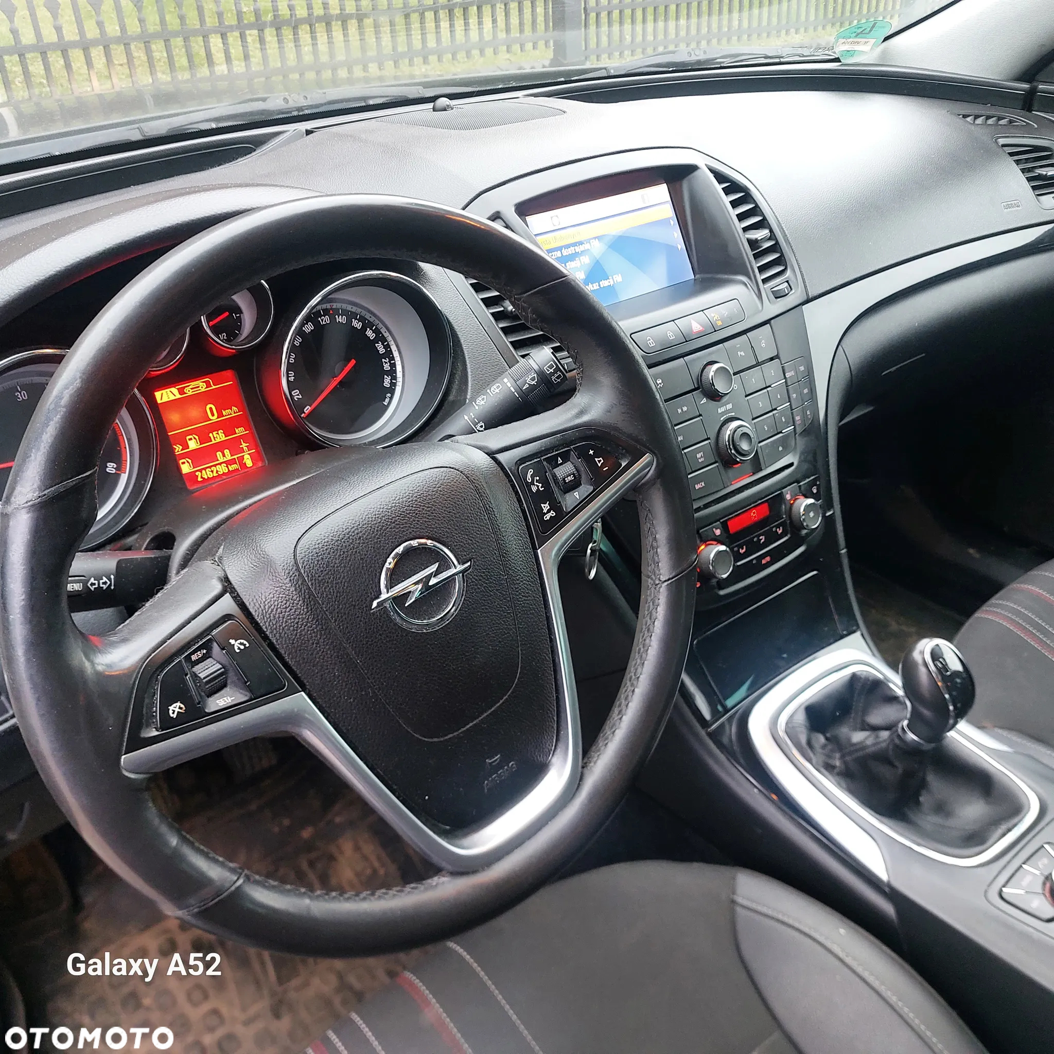 Opel Insignia - 11