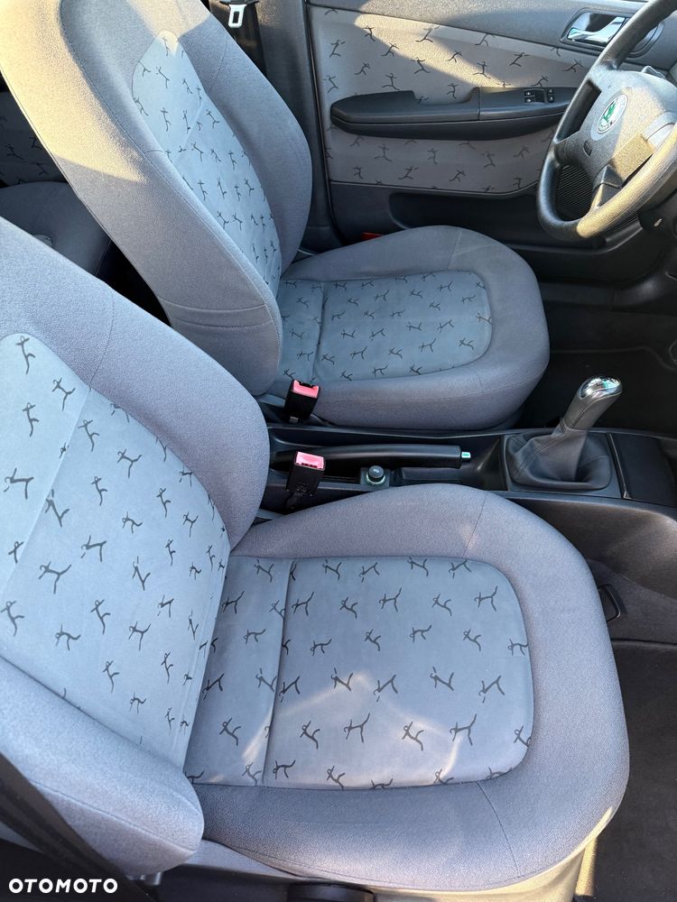 Skoda Fabia 1.4 16V Comfort - 27