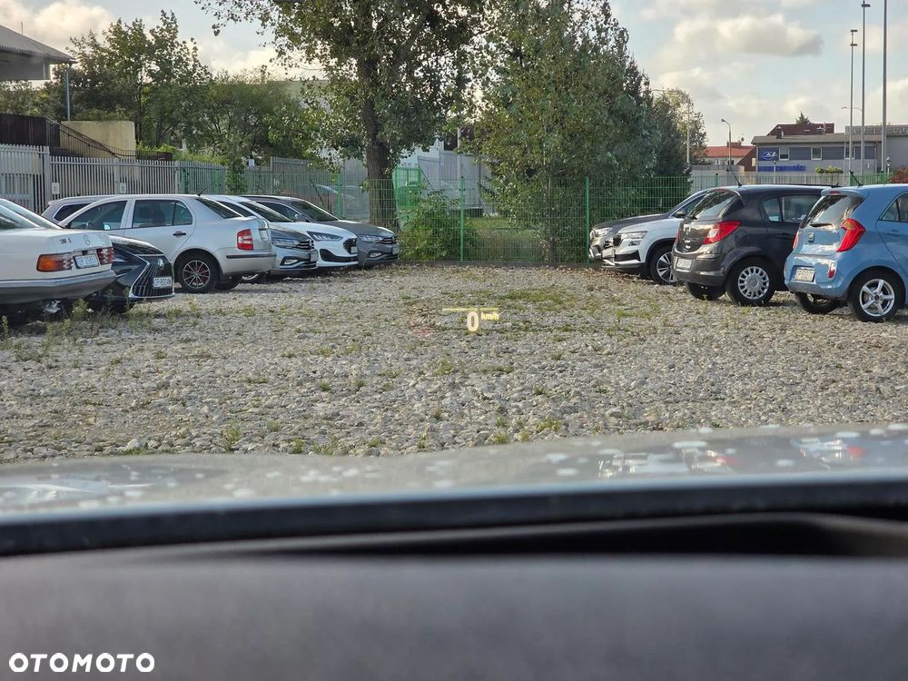 BMW Seria 5 520d xDrive mHEV - 21