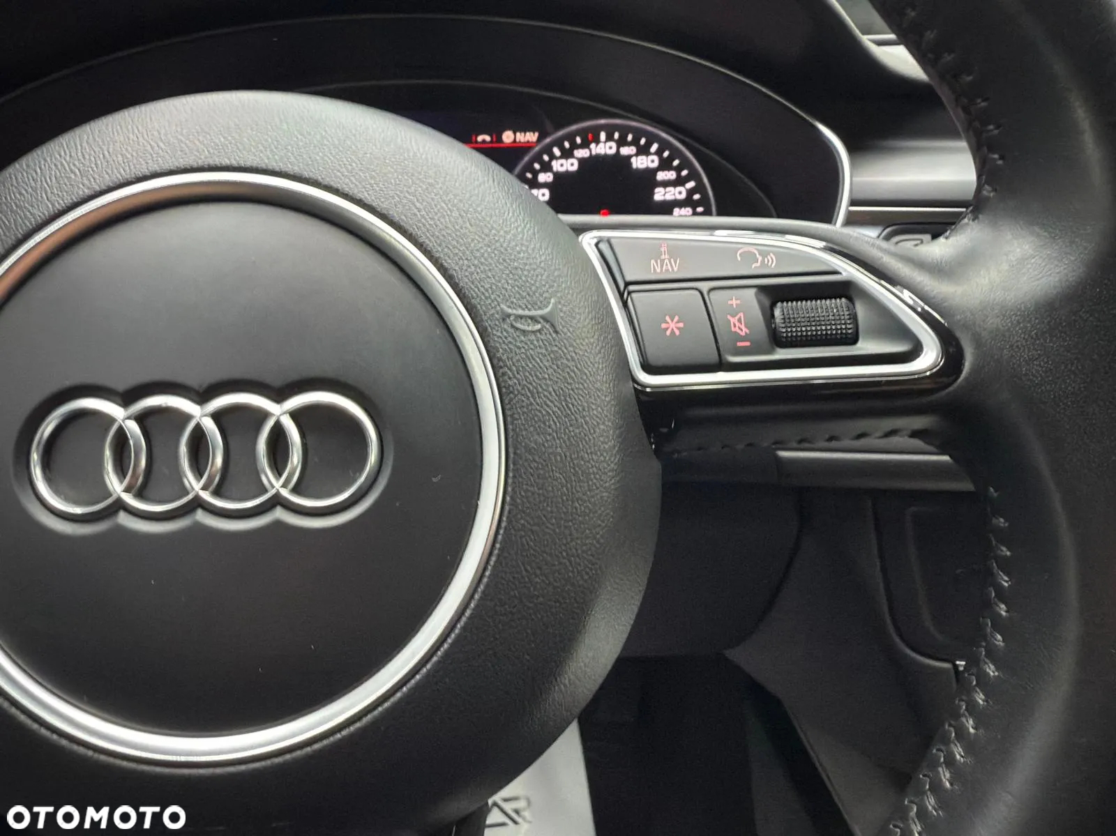 Audi A6 Avant 2.0 TDI Ultra S tronic - 16