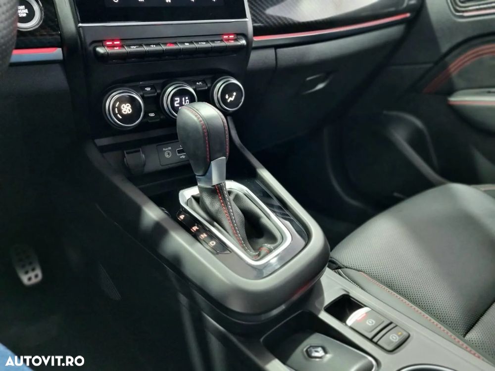 Renault Arkana MHEV 160 EDC RS Line - 12