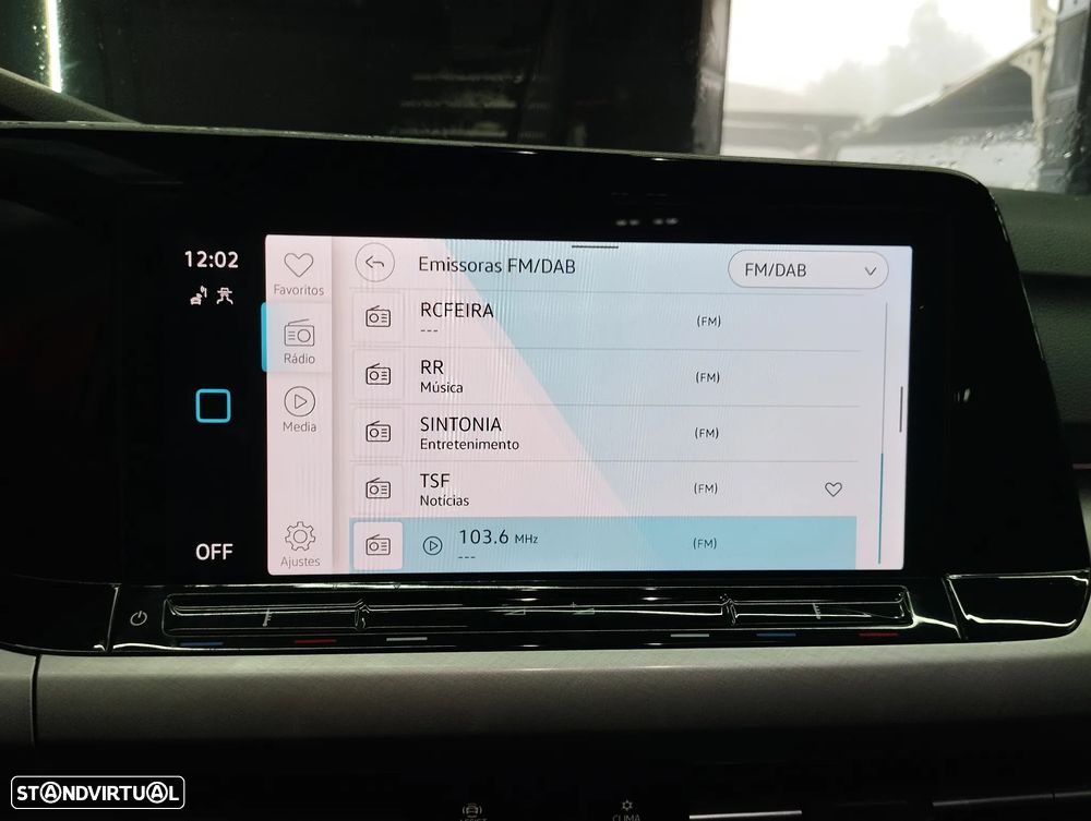 VW Golf 1.0 TSI Sportline - 30