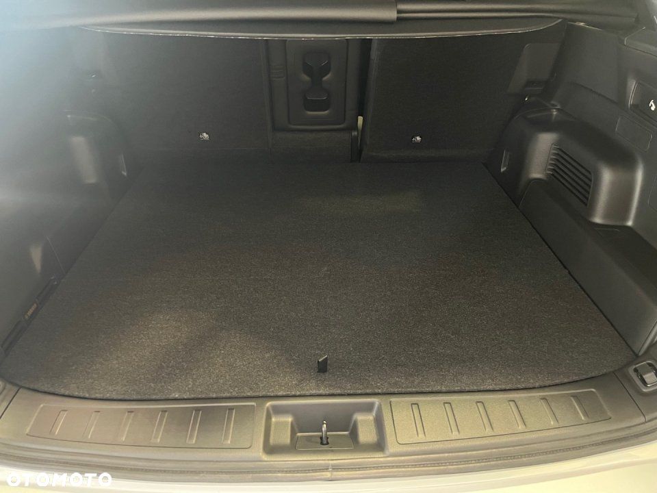 Mitsubishi Outlander - 12