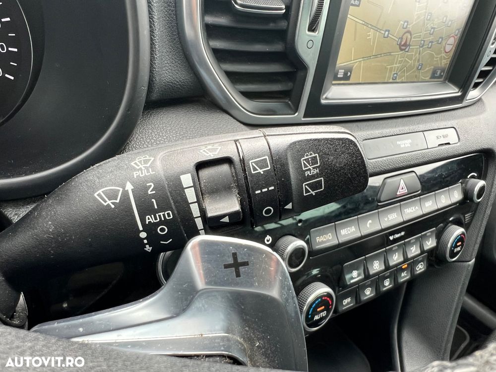 Kia Sportage 2,0 CRDI AWD Aut. GT Line - 17