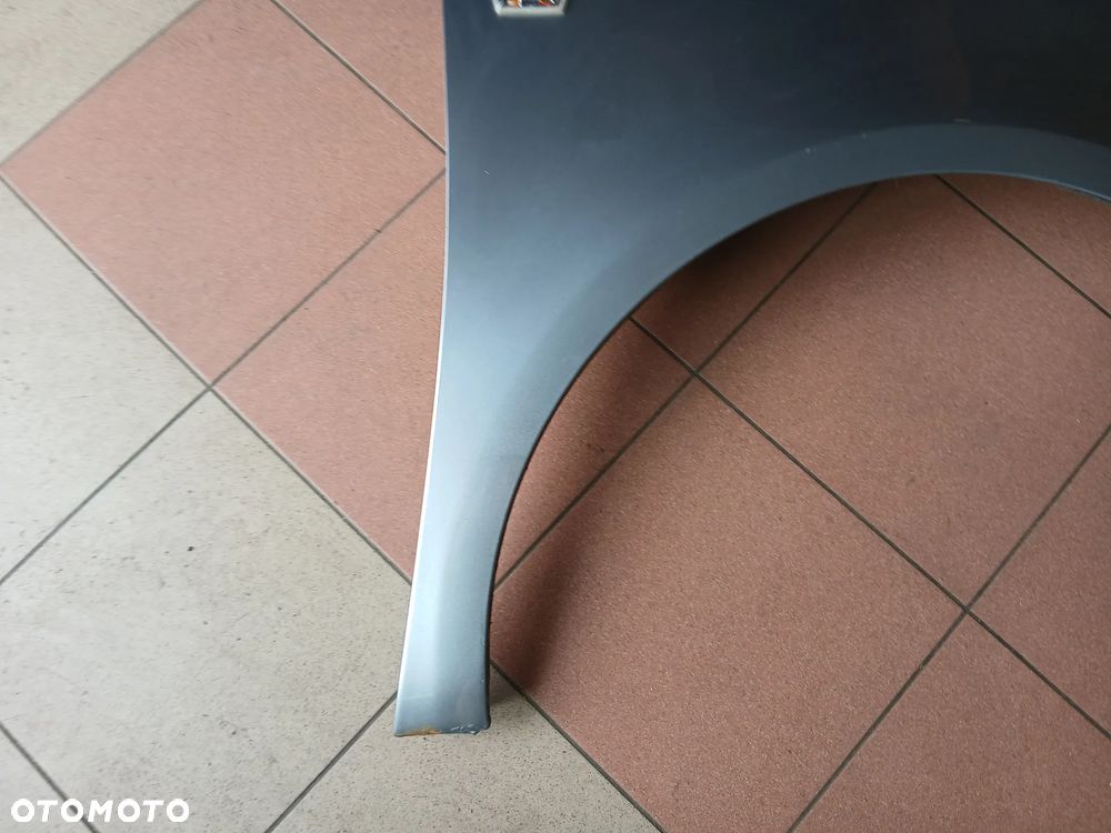 Opel Meriva  B Błotnik Przód Przedni Prawy Z179 - 4