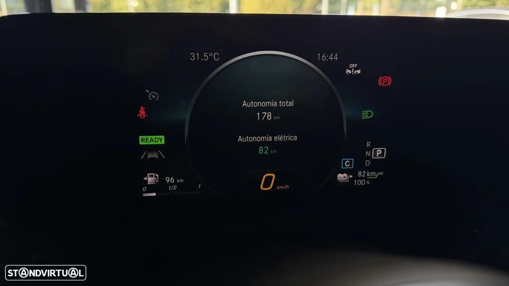 Mercedes-Benz CLA 250 e Shooting Brake AMG Line - 29