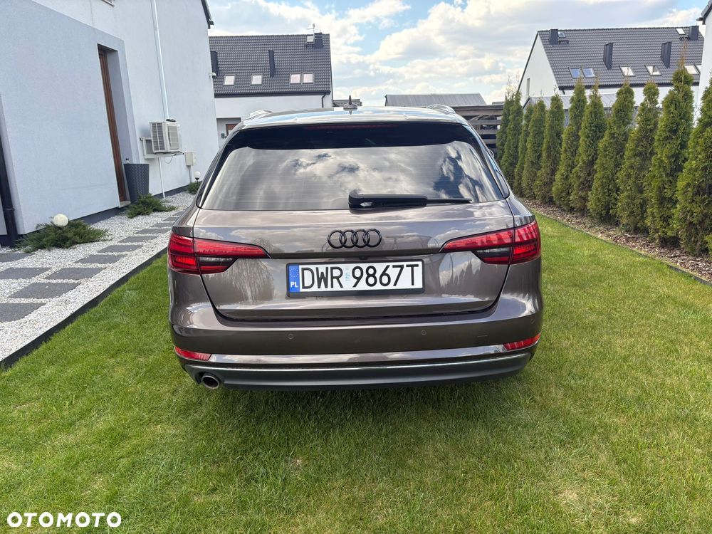 Audi A4 Avant 2.0 TDI - 11