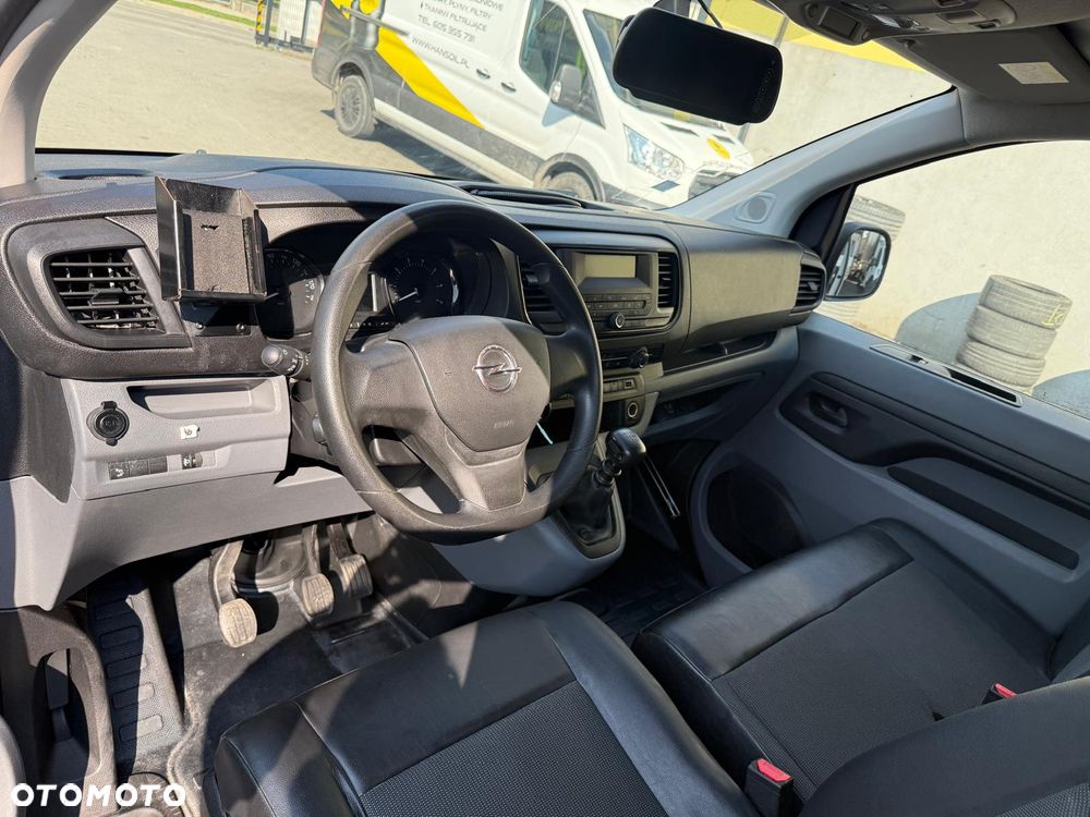 Opel Vivaro - 21
