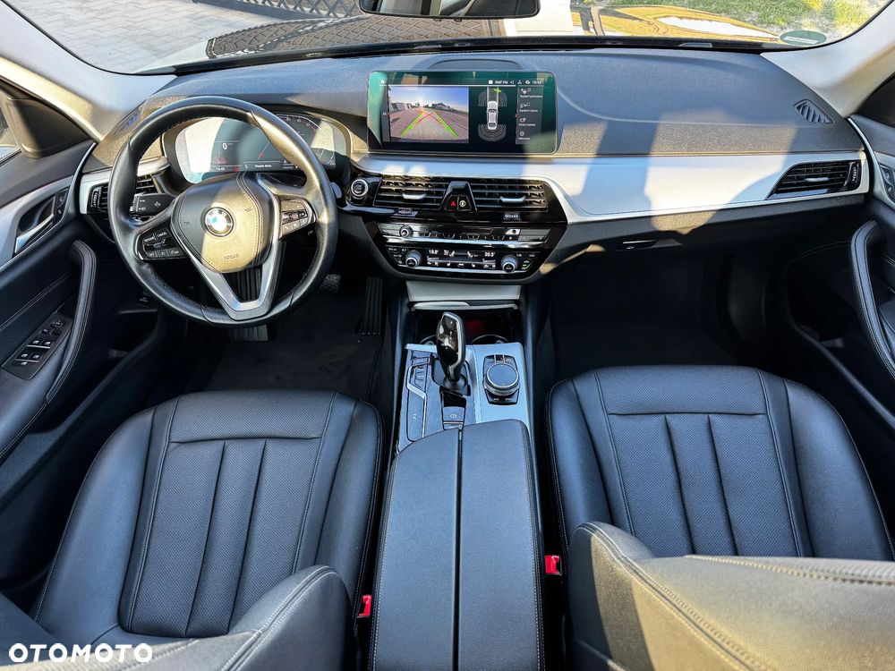 BMW Seria 5 520d Sport Line sport - 12