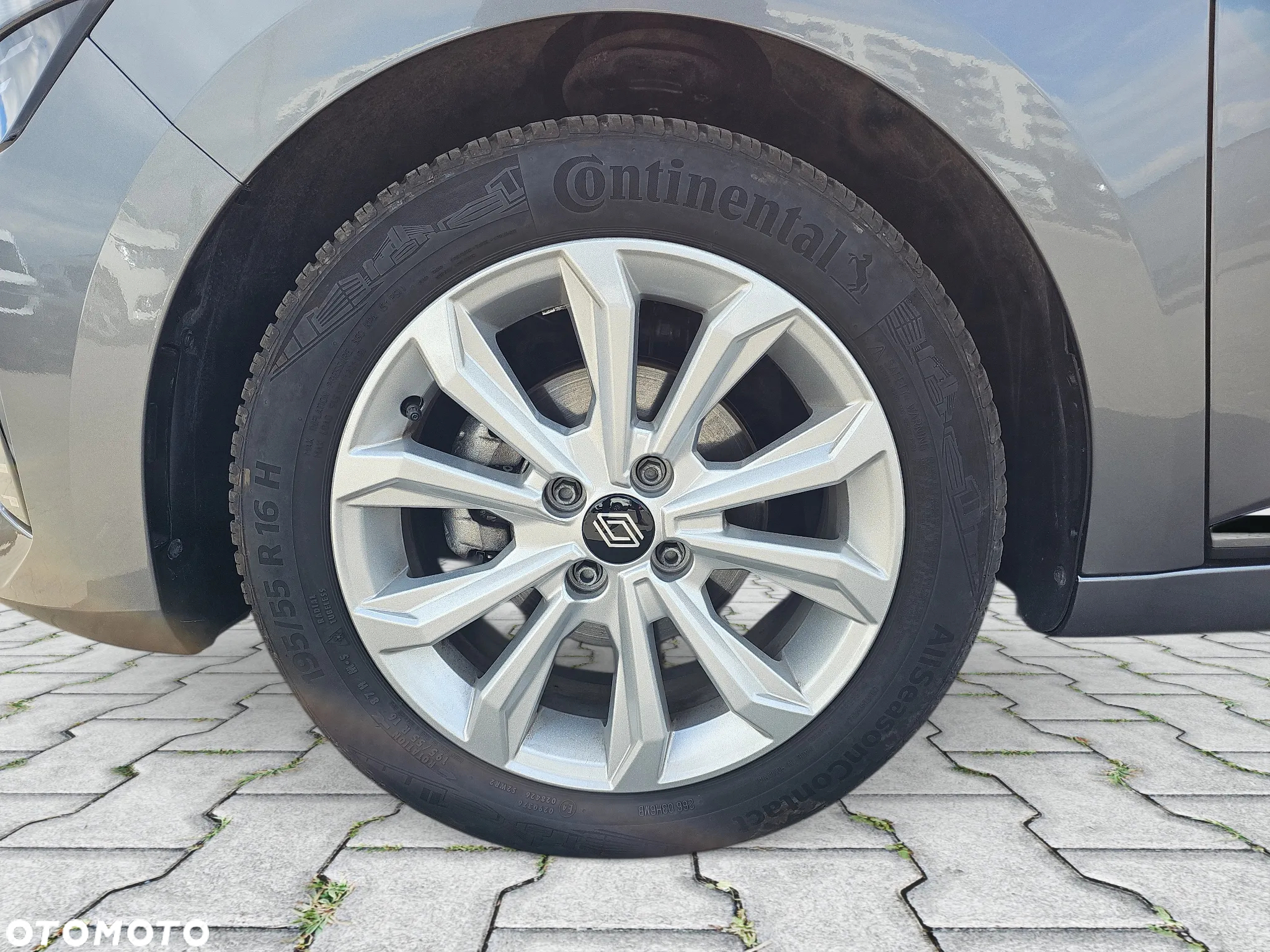 Renault Clio 1.0 TCe Evolution - 29