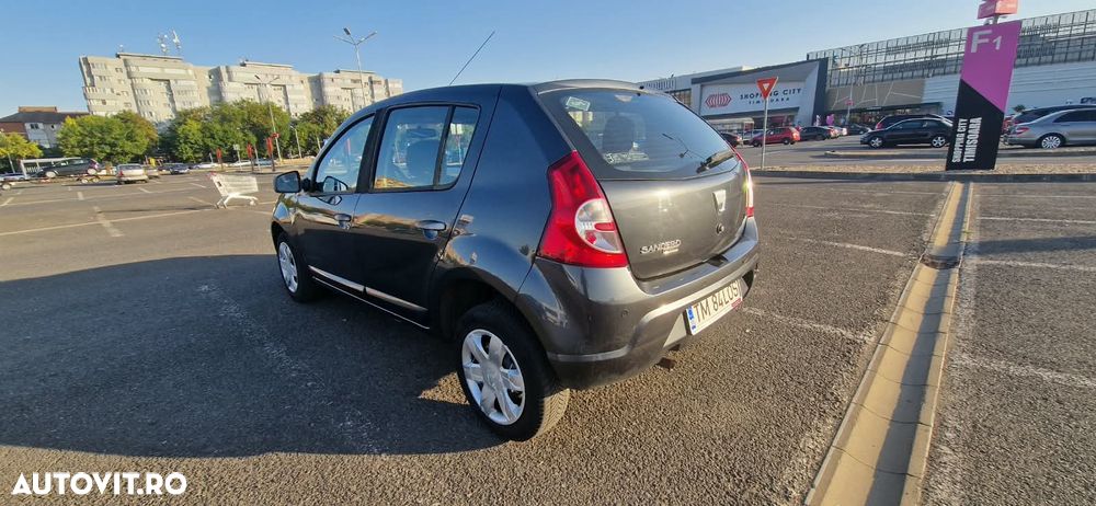 Dacia Sandero 1.6 MPI Laureate - 4