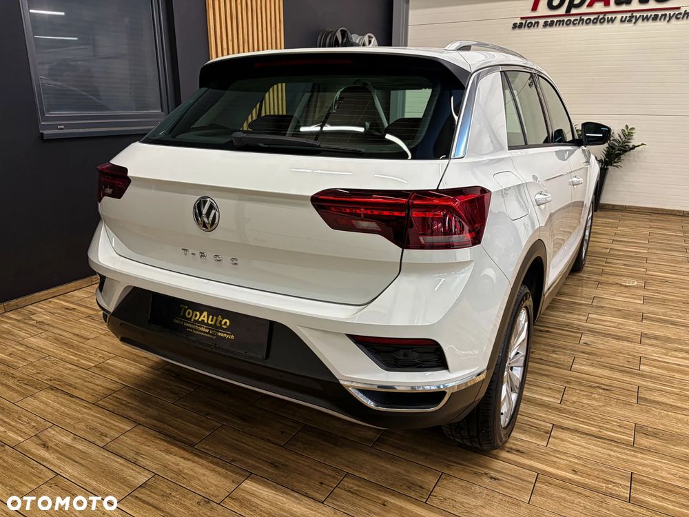 Volkswagen T-Roc - 8