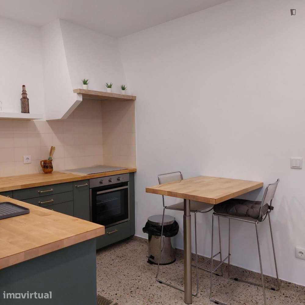 Quarto - localizado em Setubal - Grande imagem: 4/10