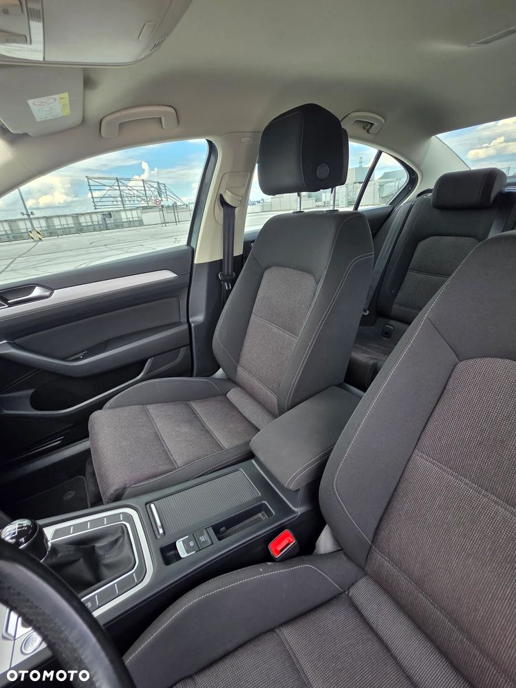 Volkswagen Passat 1.4 TSI BMT ACT Comfortline - 17