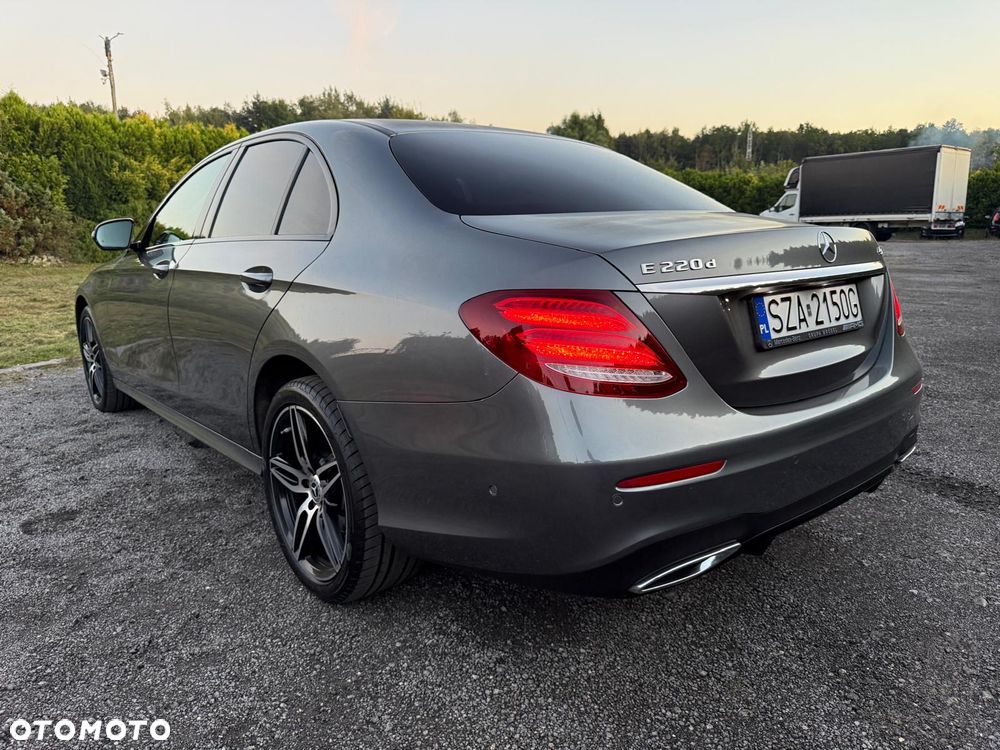 Mercedes-Benz Klasa E 220 d 4-Matic 9G-TRONIC - 3