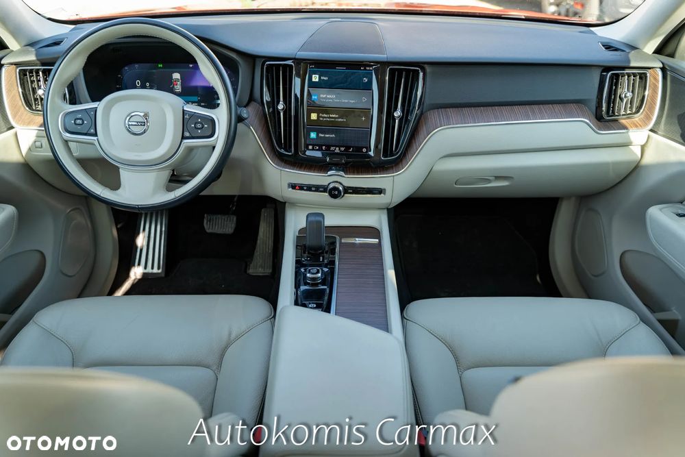 Volvo XC 60 T5 AWD Momentum - 15