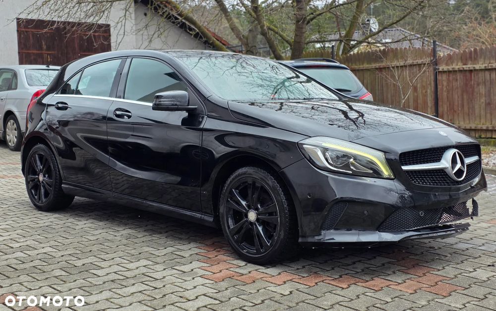 Mercedes-Benz Klasa A 220 d 4Matic 7G-DCT AMG Line - 3