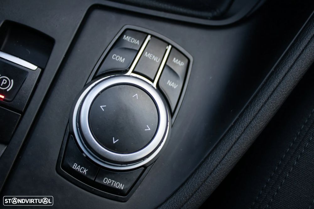 BMW X1 16 d sDrive Line Sport Auto - 37