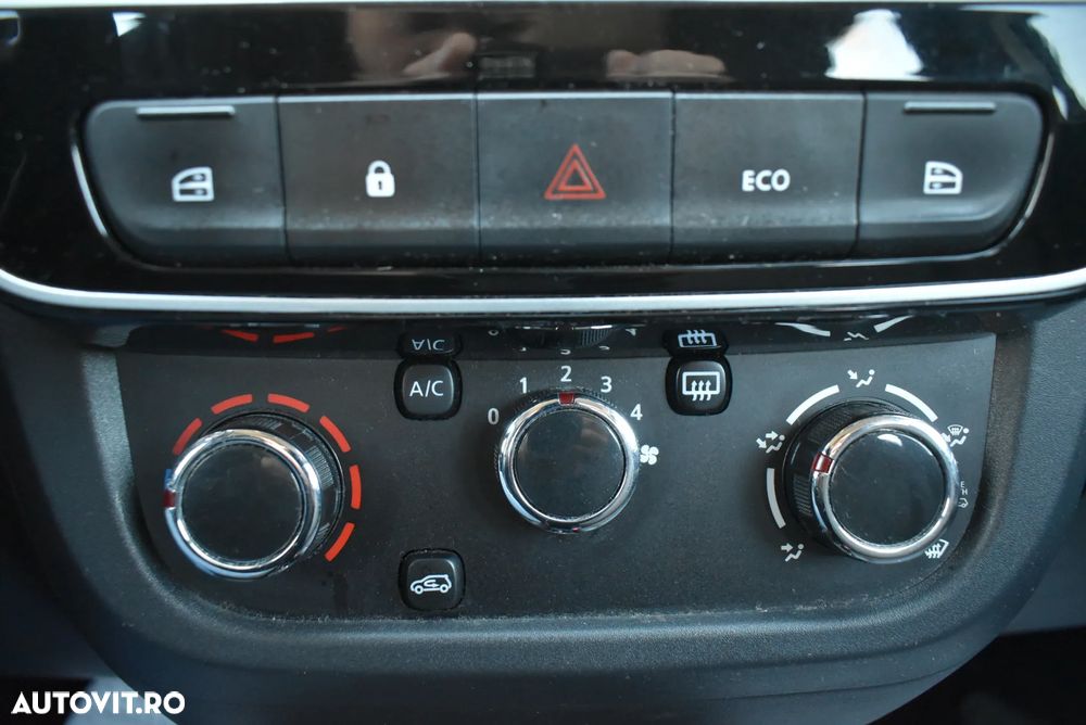 Dacia Spring 26.8 kWh Essential - 14