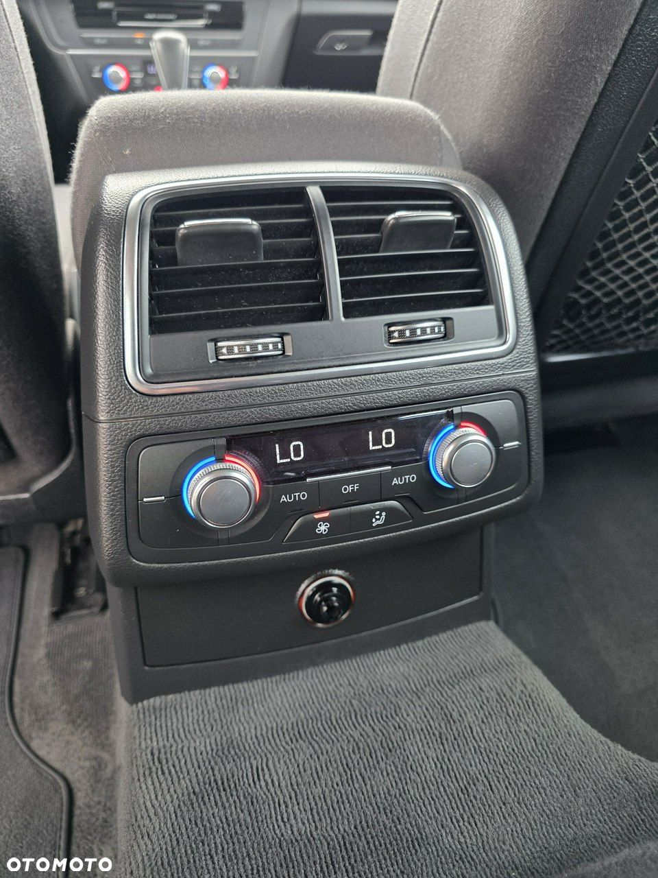 Audi A6 - 8