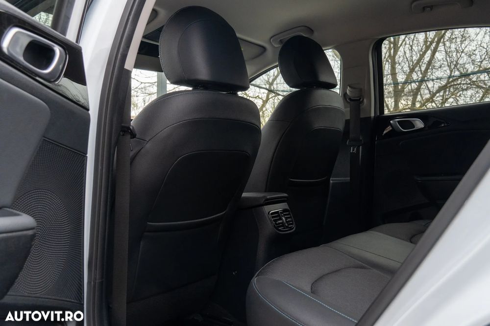 Kia XCeed 1.5 T-GDI 7DCT City - 16