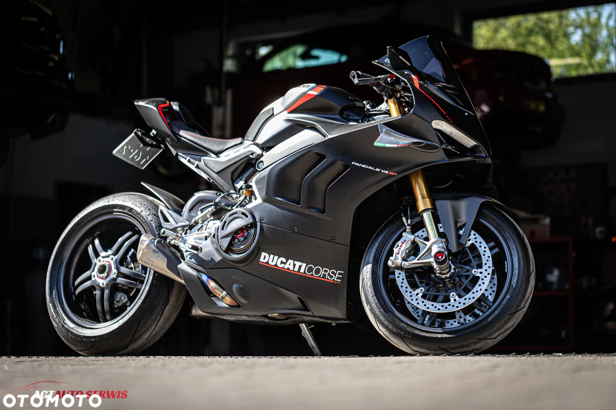 Ducati Panigale V4S - 2