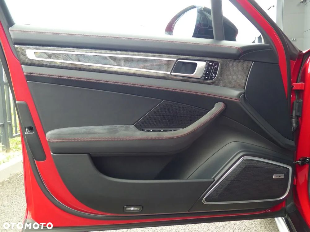 Porsche Panamera GTS GPF Sport Turismo - 10