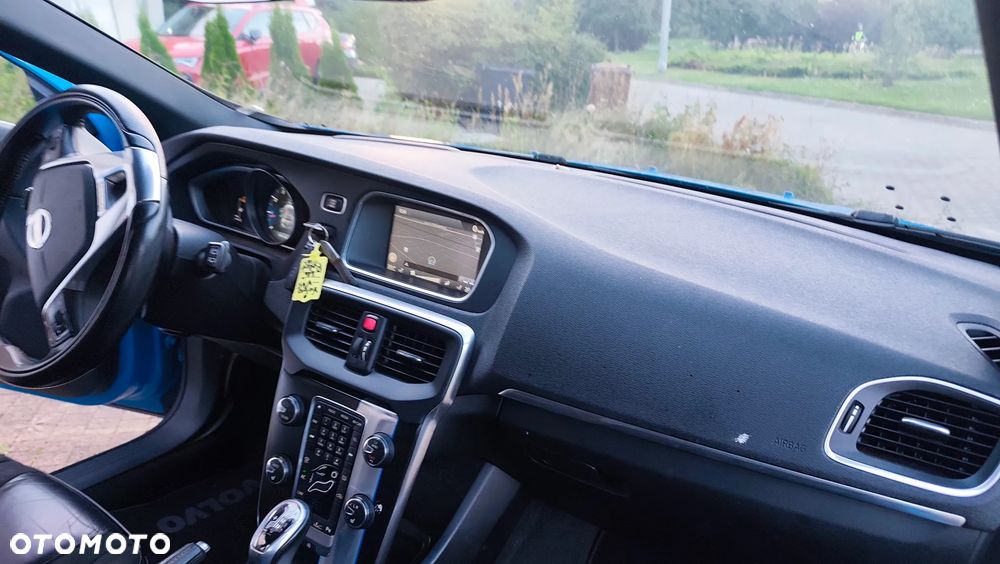 Volvo V40 T5 R-Design Summum - 36
