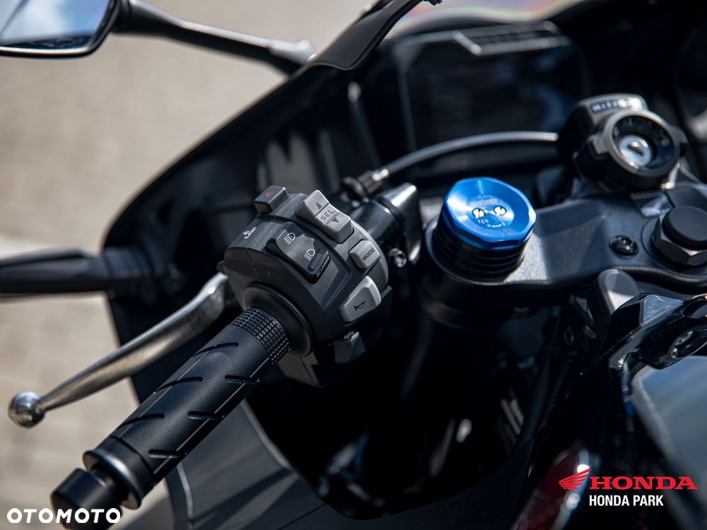 Honda CBR - 19