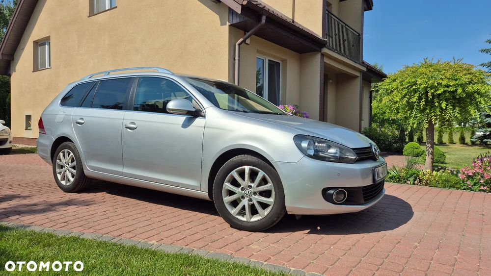 Volkswagen Golf 1.6 TDI DPF BlueMotion - 16