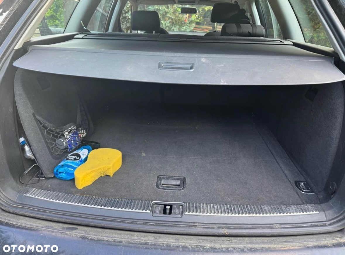 Audi A4 Avant 2.0 TDI - 10