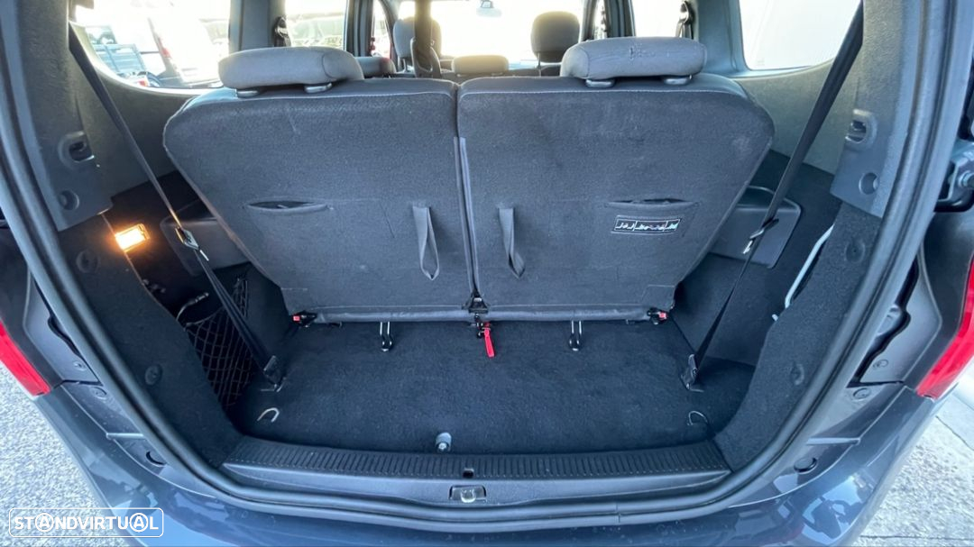 Dacia Lodgy 1.5 dCi Stepway 7L - 43