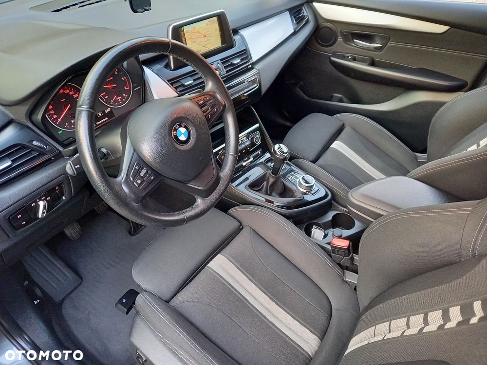 BMW Seria 2 218d GT xDrive Sport Line - 28