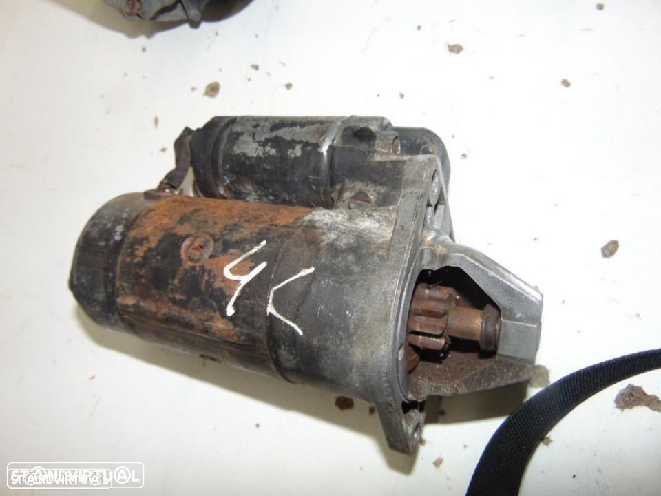 Renault 4L motor de arranque - 2