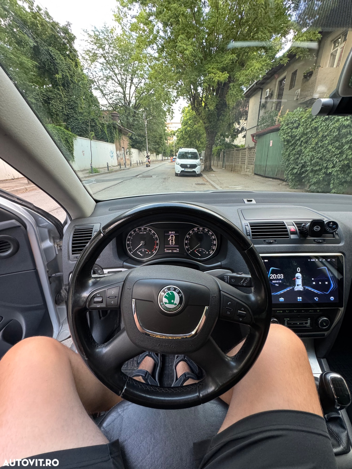 Skoda Octavia Combi 2.0 TDI Drive - 4