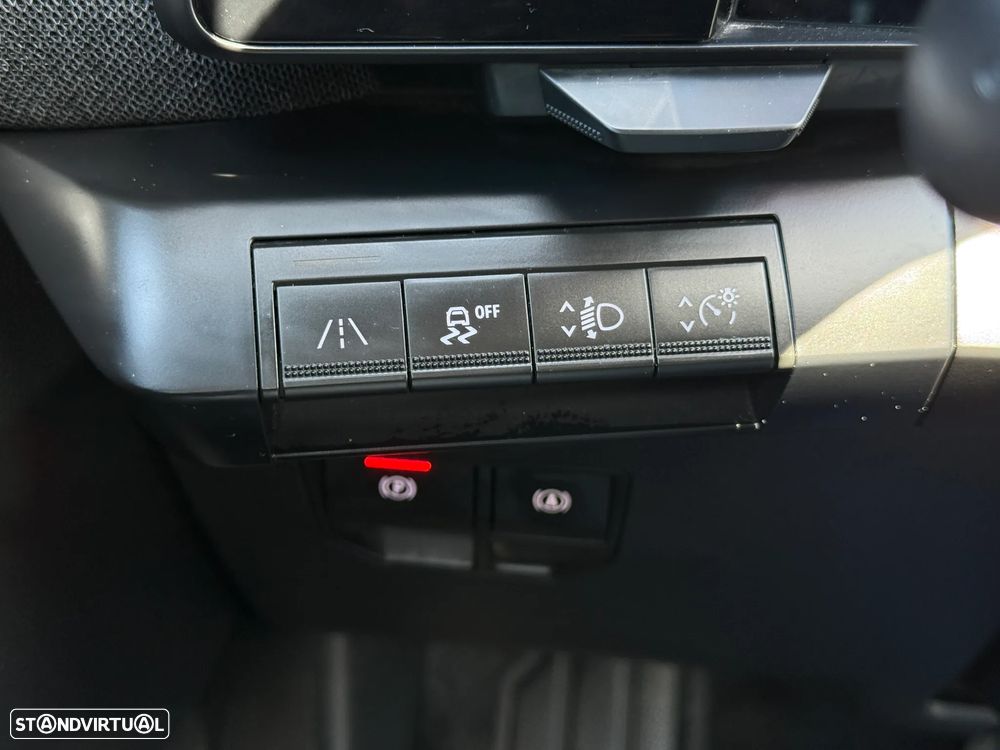 Renault Mégane E-Tech - 21