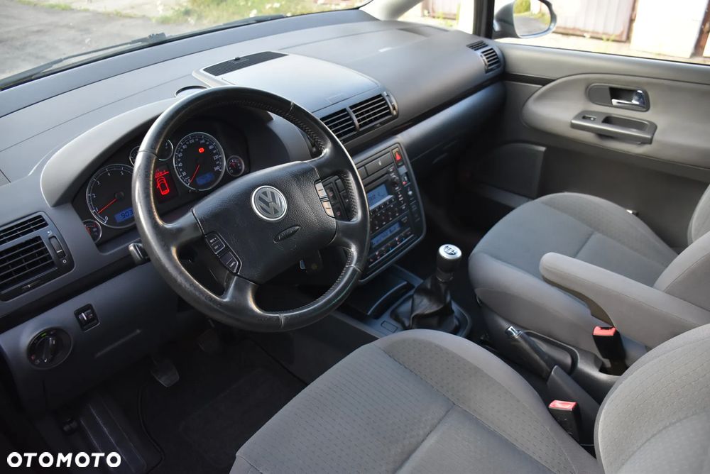 Volkswagen Sharan 1.8 5V Turbo Highline - 16