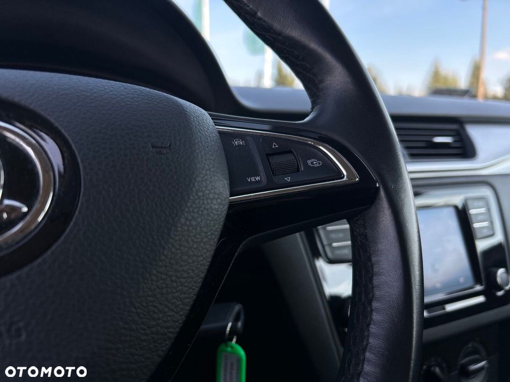 Skoda RAPID 1.0 TSI Ambition - 23