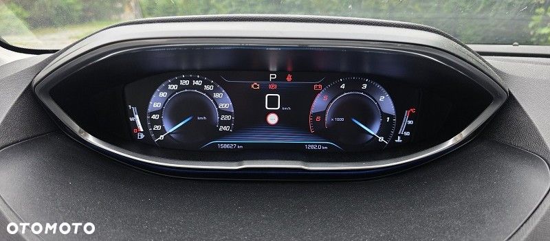 Peugeot 3008 1.6 BlueHDi Active S&S EAT6 - 14