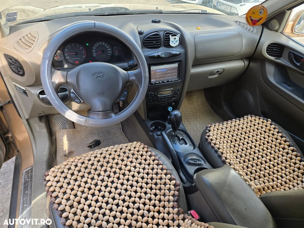 Hyundai Santa Fe 2.7i 4WD Aut - 10