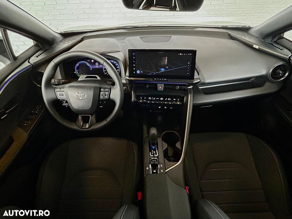 Toyota C-HR - 12