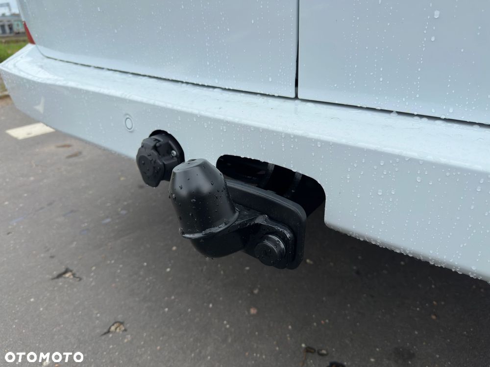Volkswagen Transporter T7 - 10