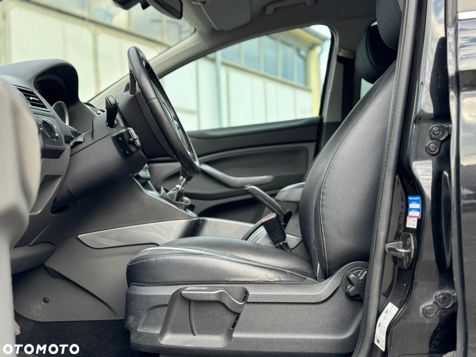 Ford Kuga 2.0 TDCi Titanium - 14