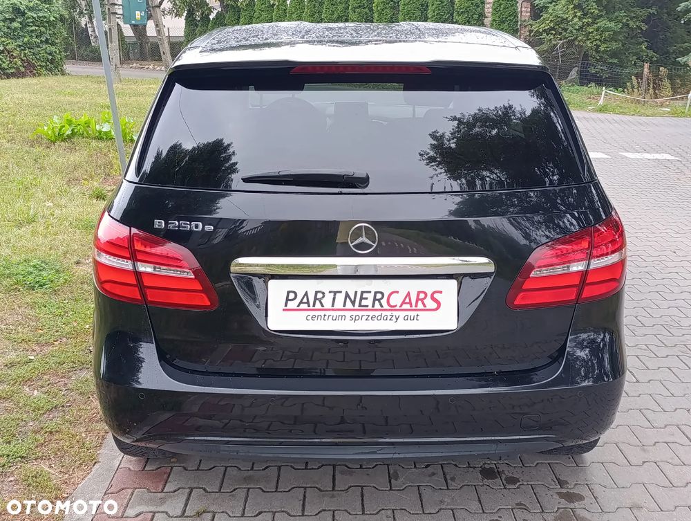 Mercedes-Benz Klasa B (Electric Drive) 250 e Urban - 9