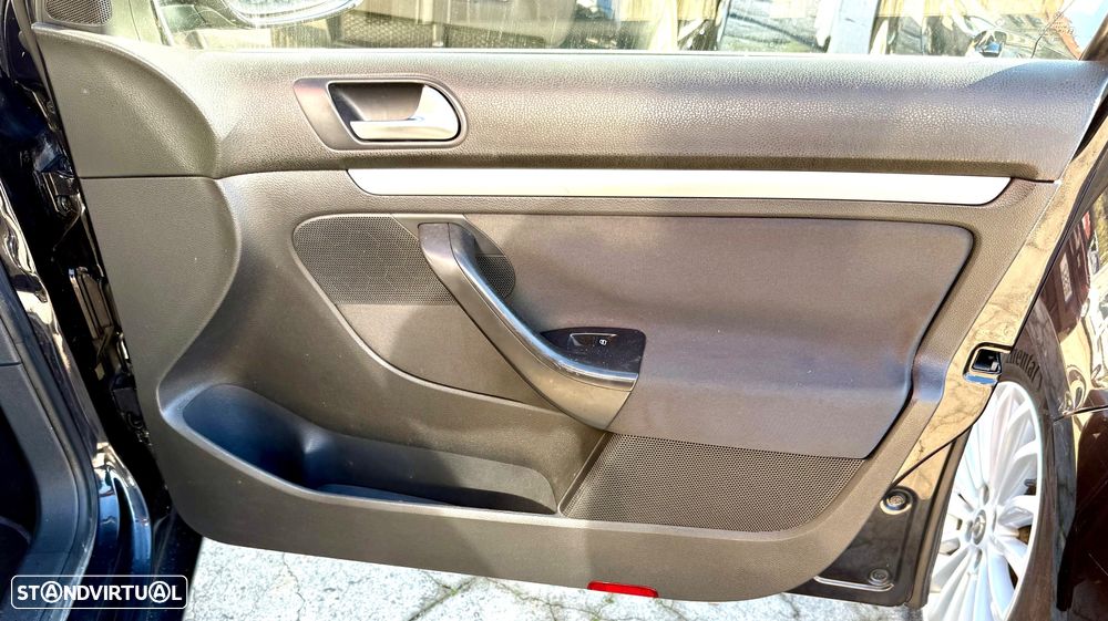 VW Golf Variant 1.6 TDi DPF BlueMotion Comfortline - 9