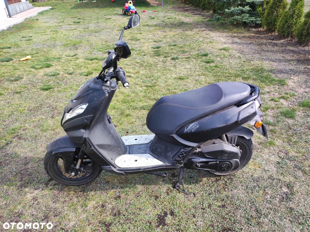 Peugeot Street Zone - 4