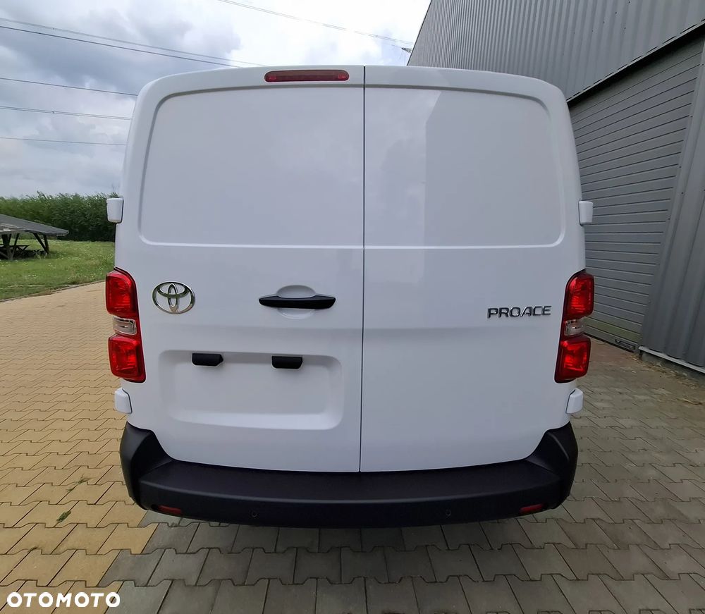 Toyota Proace - 13