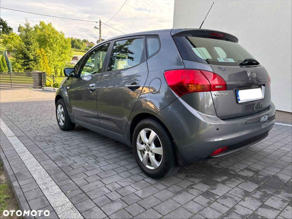 Kia Venga 1.4 L - 13